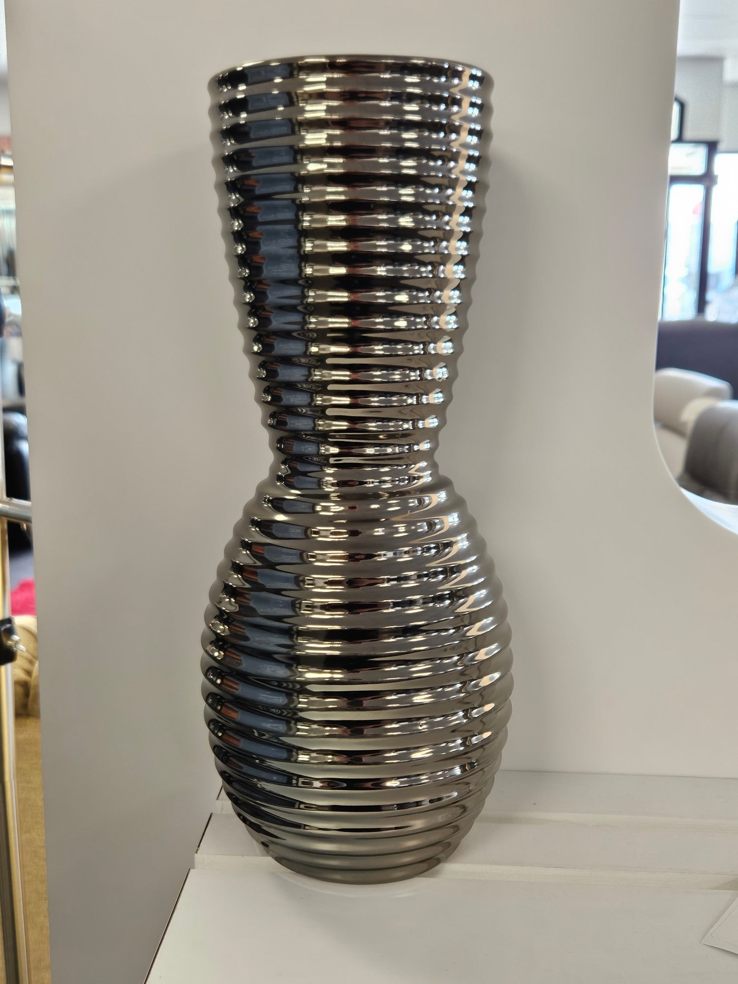 Electroplated Narrow Wasited Large Vase Rib Pattern