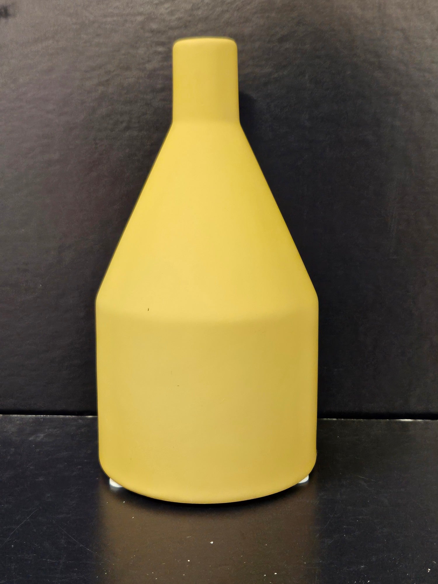 Chrysler Vase - Dustry Citron - 16.7cm