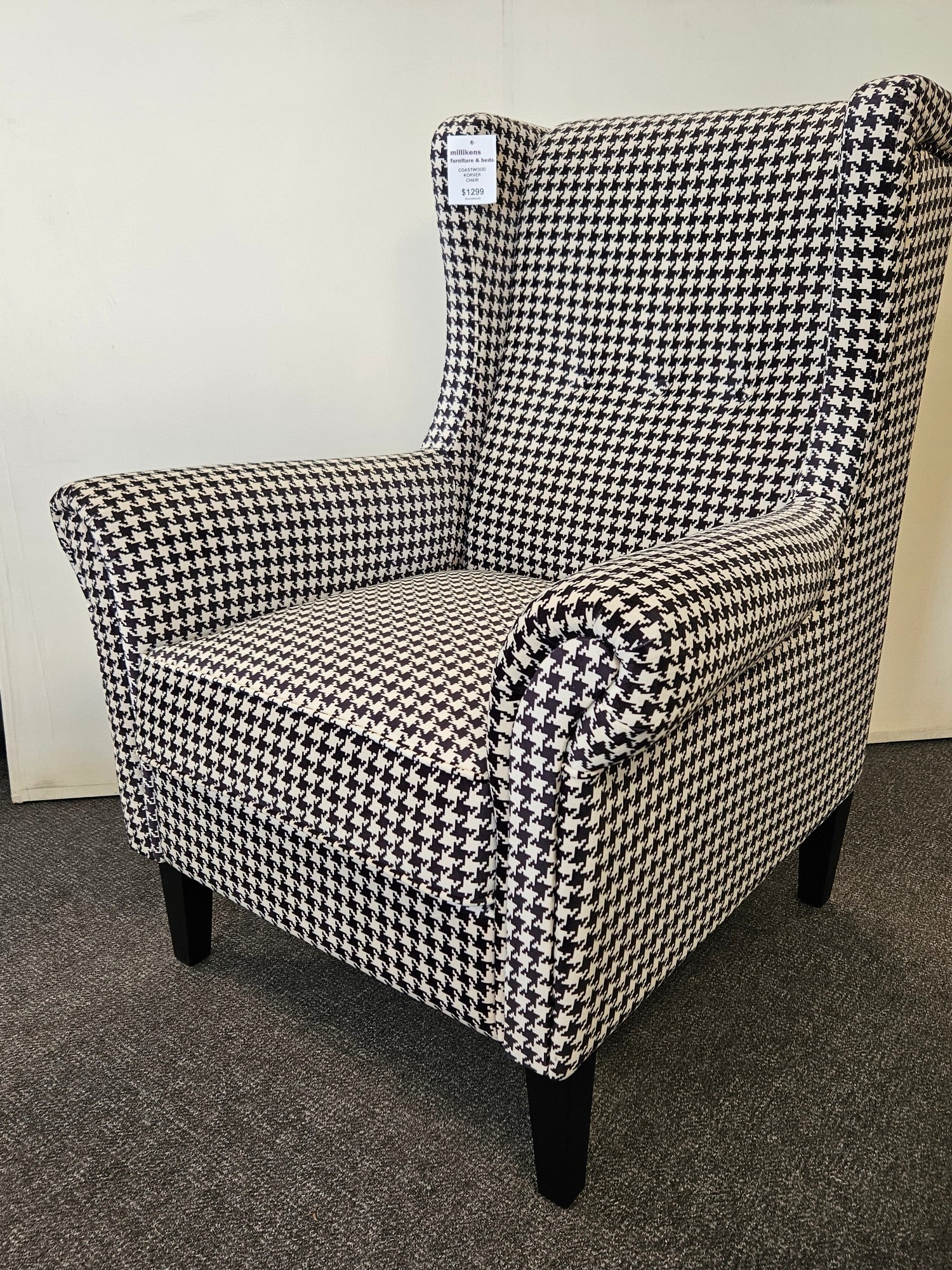 Korver Chair - Houndstooth Fabric